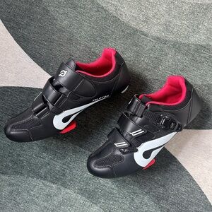 Peloton bike shoes